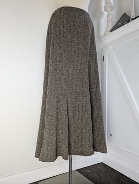 Women's Tribal Size 6 Long Skirt Brown